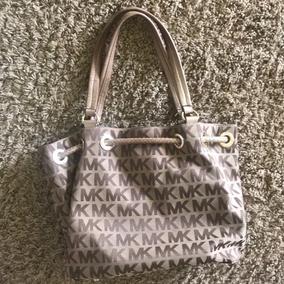 Authentic Michaels Kors Purse - Picture 3 of 5
